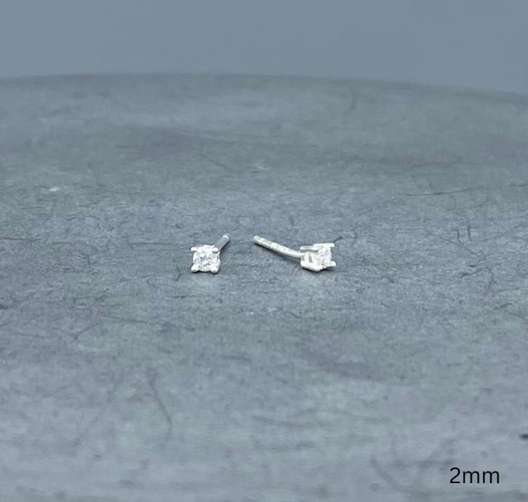 CZRDS 2 | Silver Round CZ Stud Earrings