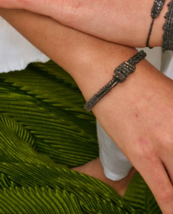 Amber Bracelet Black
