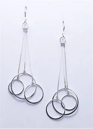 E076 Retro Dangle Earrings