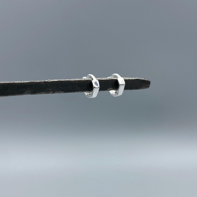 HS111 | Silver Mini Geometric Hoop Earrings