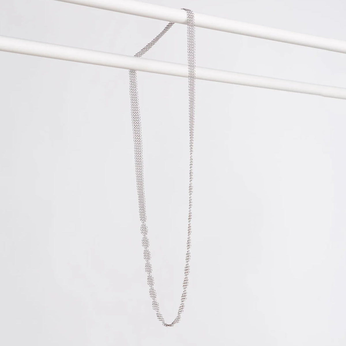 Pascale Lion Rosmary AR Necklace