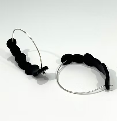 E068 Small Ruffle Earrings