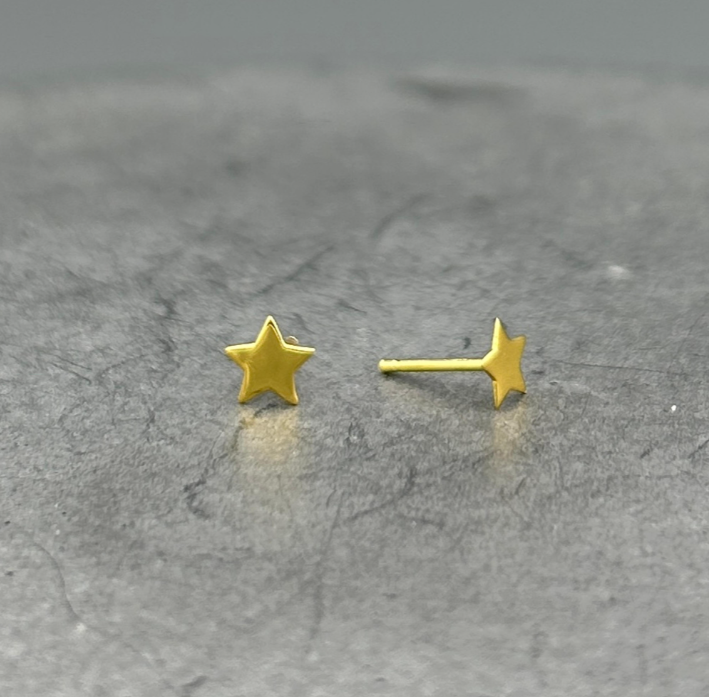 ST271 | Gold Vermeil Star Stud Earrings