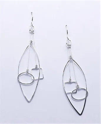 E076 Retro Dangle Earrings