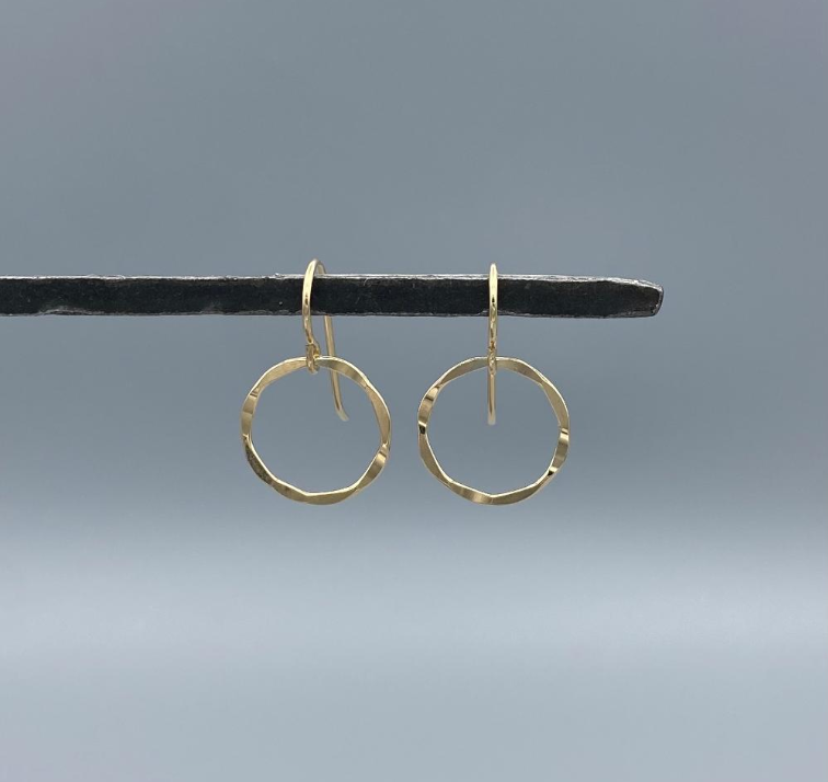 EG100 | Gold Filled Hammered Ring Earrings