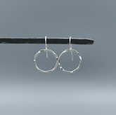 ES100 | Hammered Silver Ring Earrings