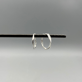 HS174 | Silver Wavy Hoop Earrings