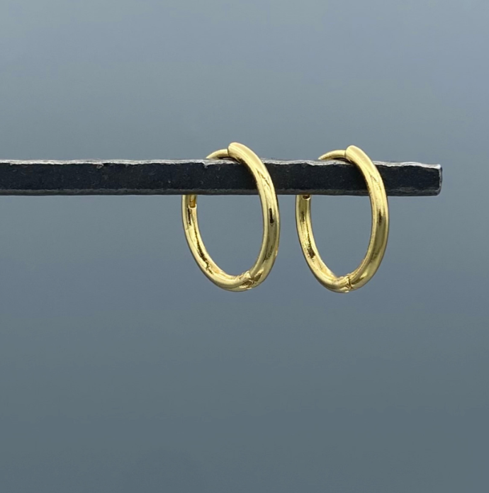 HG171 | Gold Filled Medium Simple Huggie Earrings