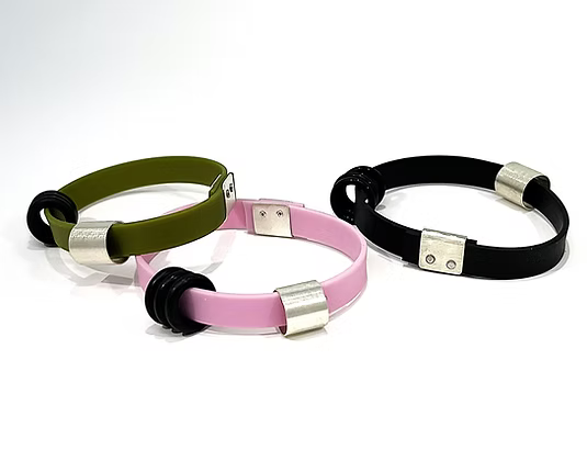 B008 Everyday Bangle Bracelet