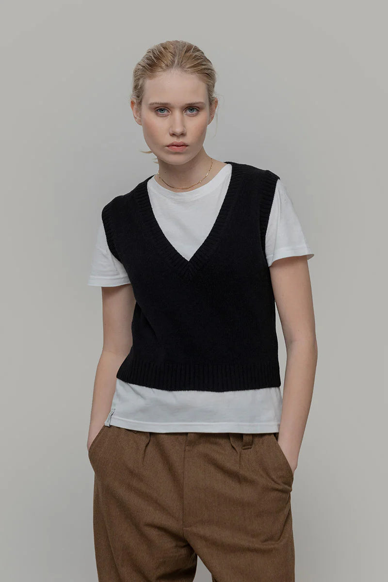 Melania Women's Wool Vest