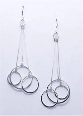 E076 Retro Dangle Earrings