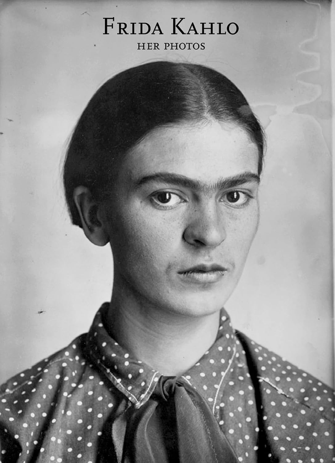Frida Kahlo: Her Photos Book