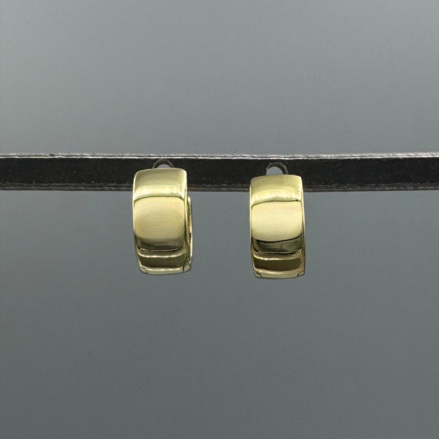 HG625 | Gold Filled Everyday Huggie Earrings
