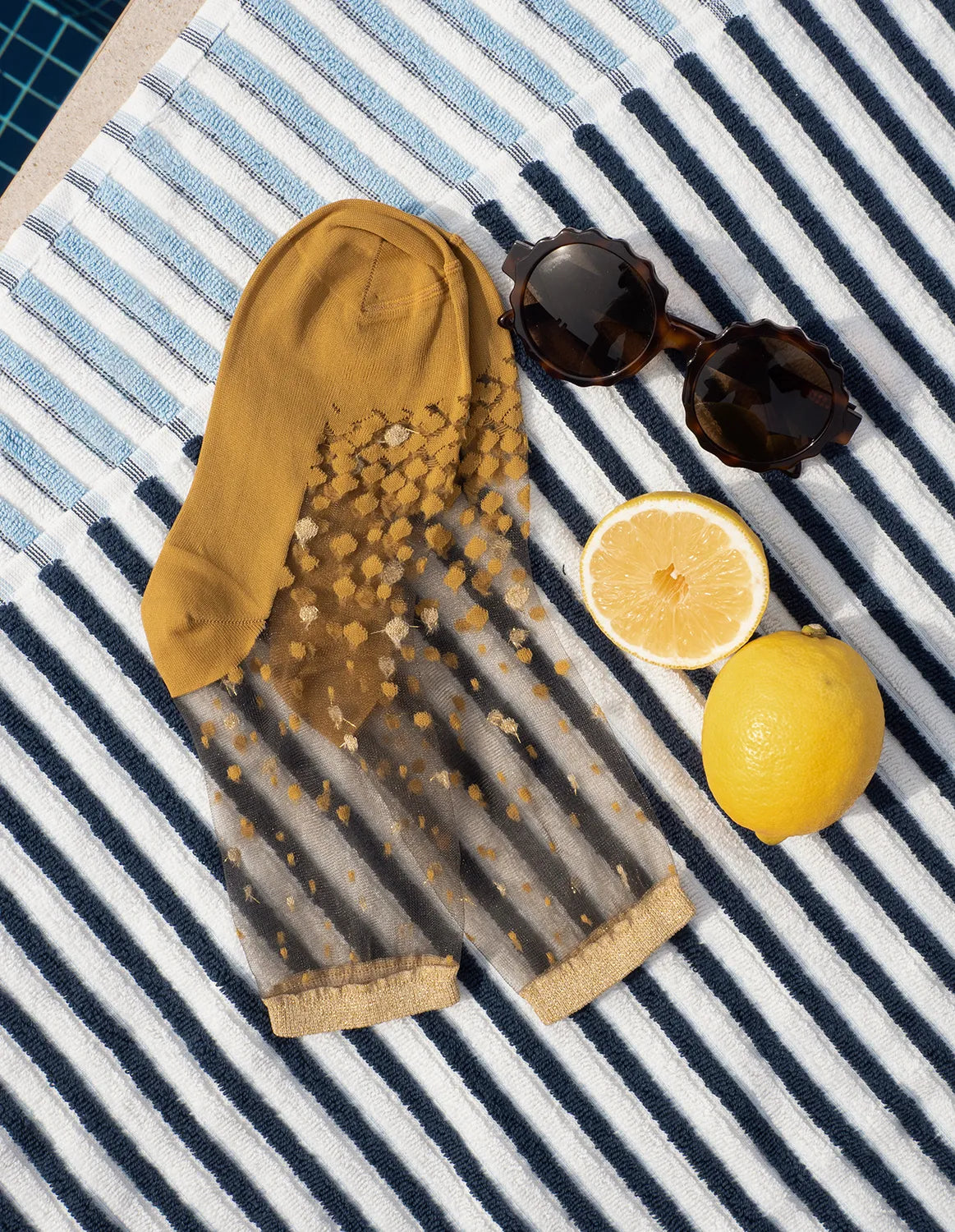 Nakameguro Ocre Socks