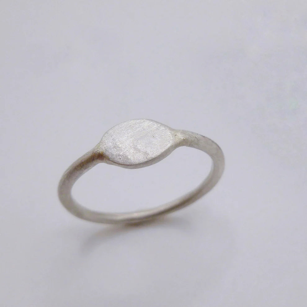 Petal Ring (silver)