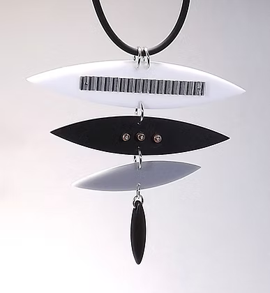 N008 Spike Trio + Waffle Necklace