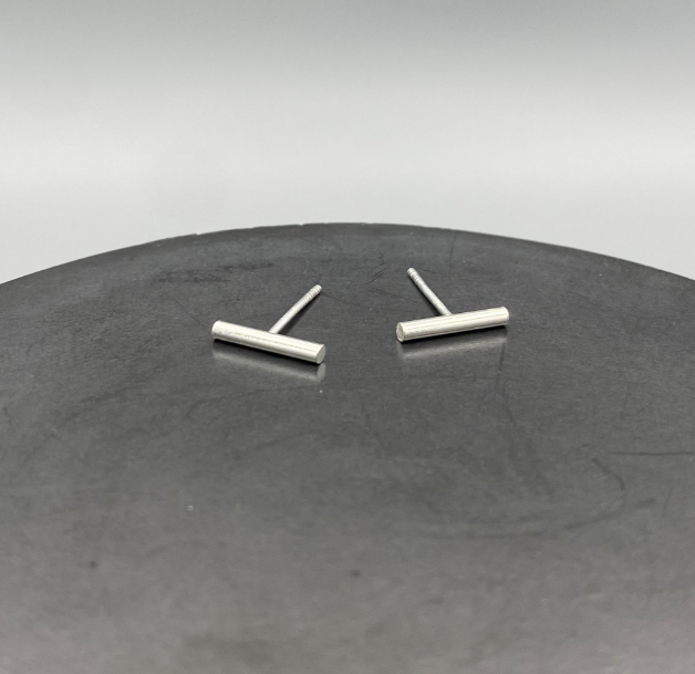 ST073 | Silver Minimal Bar Stud Earrings