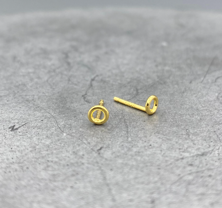 STG244 | Gold Filled Mini Circle Stud Earrings