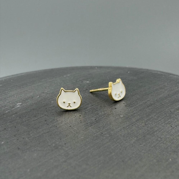 STG685 | Gold Filled Enamel Cat Face Post Earrings