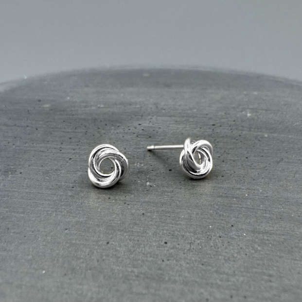 STS670 | Silver Love Knot Stud Earrings