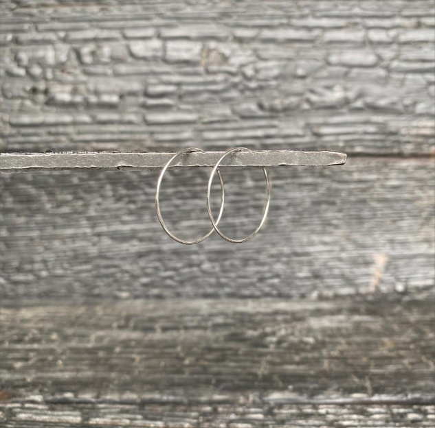 H-SS 25 | Silver Thin Wire Hoop Earrings (25mm)
