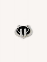 Tiger Brooch - Natural Hornv